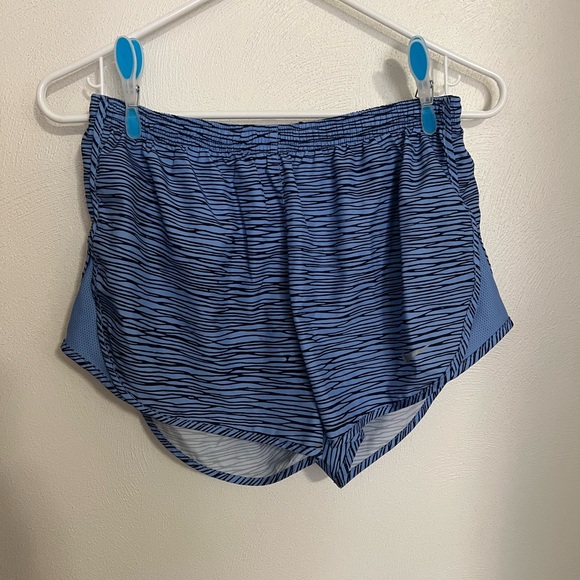 NIKE Classic Dri-Fit Athletic Shorts Blue‎ and Black Back Zipper Pocket Wms Sz S - Picture 1 of 5